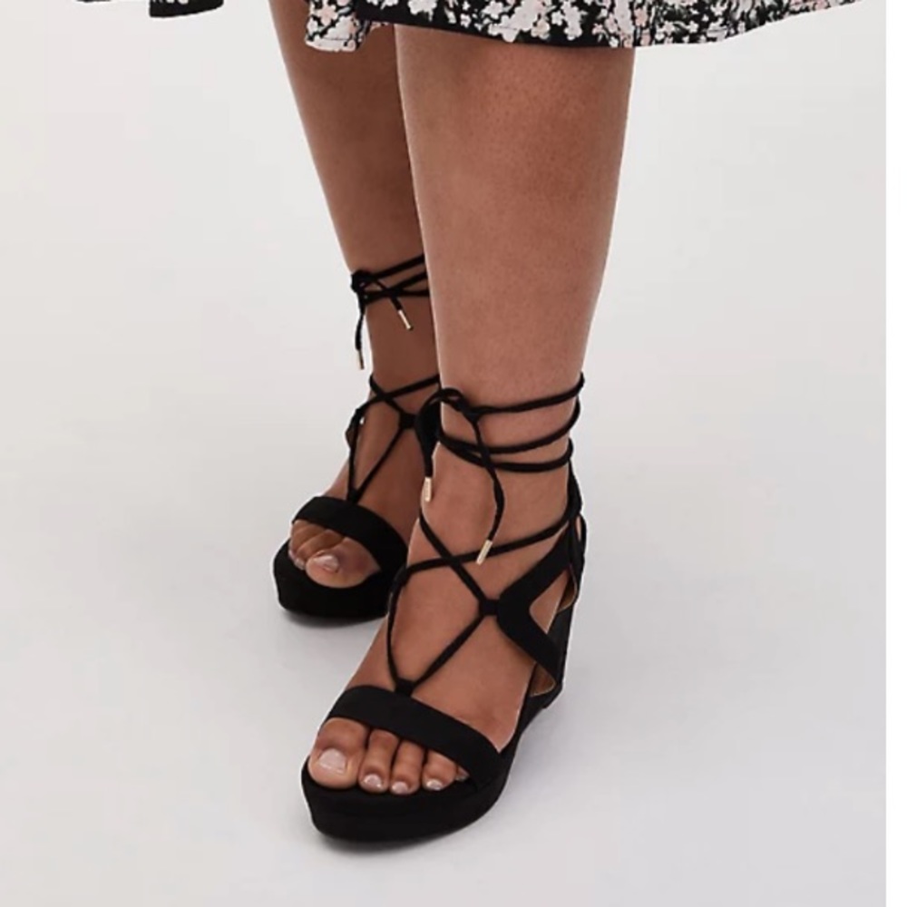 BLACK FAUX SUEDE ANKLE WRAP PLATFORM WEDGE